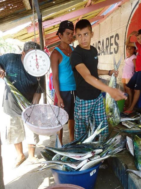 ¡Recorriendo las playas de Carazo!