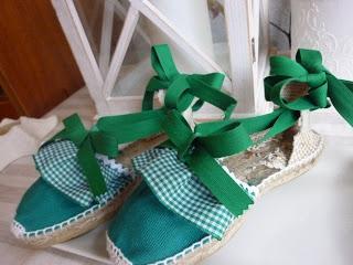 ALPARGATAS DE NIÑA TOTALMENTE PERSONALIZADAS.