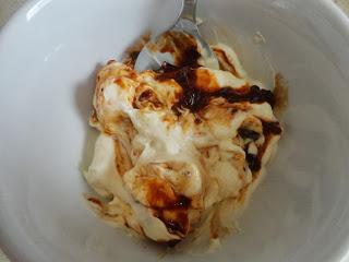 Buñuelos de Brócoli con Salsa Brava Buñuelos de Brócoli con Salsa Brava