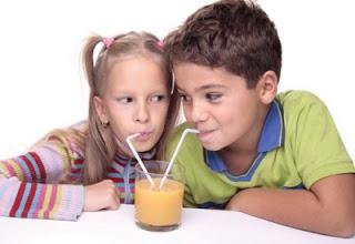 BEBIDAS AZUCARADAS: ¿SON BUENAS PARA LOS NIÑOS?
