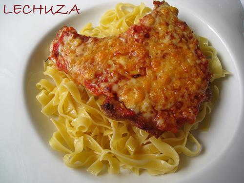 CHULETAS DE CERDO GRATINADAS  (2)