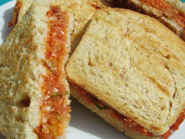 Sandwich vegetal de atún