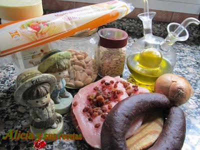 HOJALDRE DE MORCILLA Y PAVO