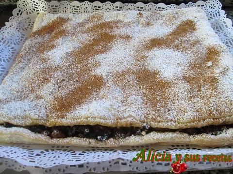 HOJALDRE DE MORCILLA Y PAVO