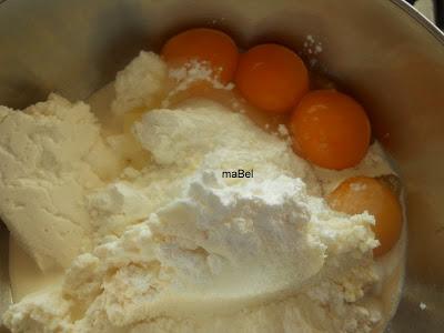 Tarta de ricotta y rosas de manzanas