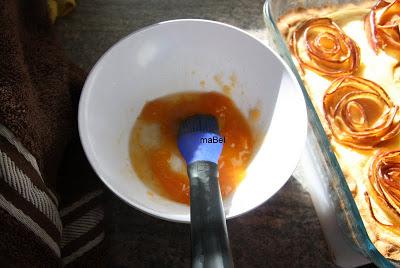 Tarta de ricotta y rosas de manzanas