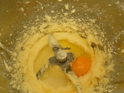 Tarta de ricotta y rosas de manzanas