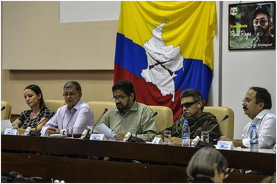 FARC  y gobierno Colombia firman acuerdo sobre tenencia de tierras.