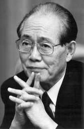 De ideólogo del régimen a traidor (1)