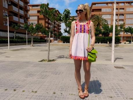 Vestido Flor de Vida  y Bolso Chicnova