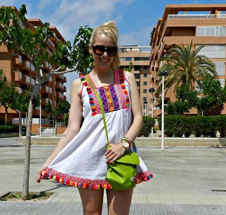 Vestido Flor de Vida  y Bolso Chicnova