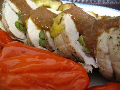 SOLOMILLO RELLENO DE JAMÓN, ESPÁRRAGOS Y QUESO GOUDA CON COMINOS