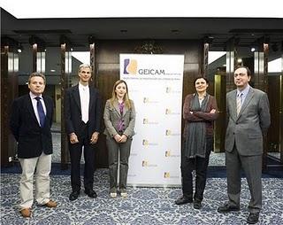 La Fundación GEICAM , un grupo comprometido con las investigación y las pacientes