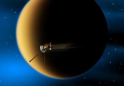 Cassini se sumergirá en la atmósfera de Titán este fin de semana