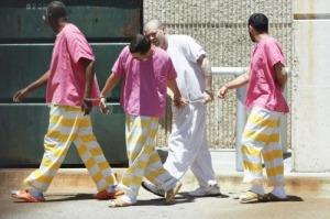 el nuevo uniforme de los presos de Oklahoma