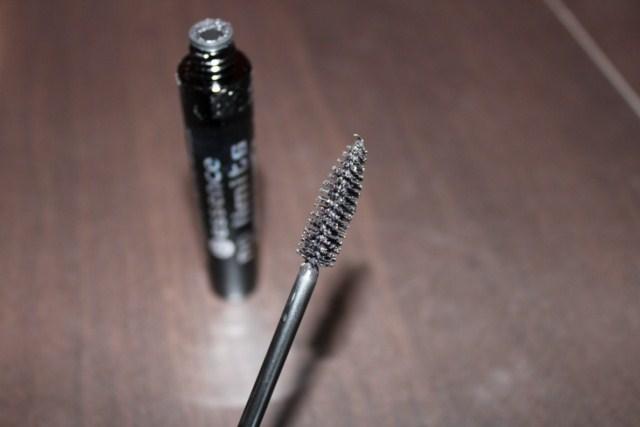 mascara pestañas essence