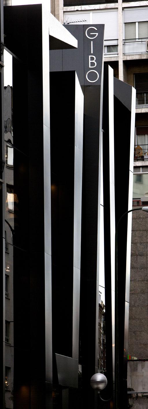 Gibo, el edificio escultura