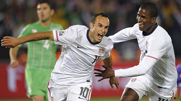 Un gol de Donovan, sobre la hora, clasificó a Estados Unidos
