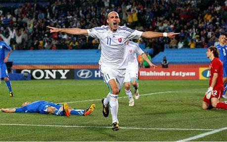 Italia, por la victoria y la clasificación sin sufrimiento