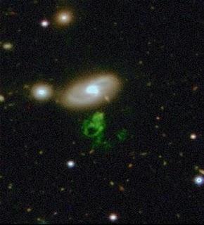 Astrónomos resuelven el misterio de Hanny's Voorwerp
