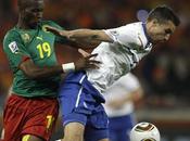 Holanda derrota Camerún