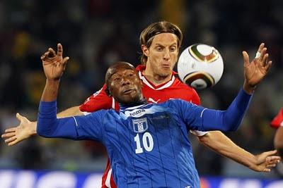 SUDÁFRICA 2010: LA DISPLICENCIA HECHA EQUIPO