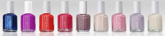 COLECCIÓN ISLAND IN THE SUN DE ESSIE.