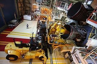 -TRANSBORDADOR DISCOVERY-NUEVOS MOTORES-