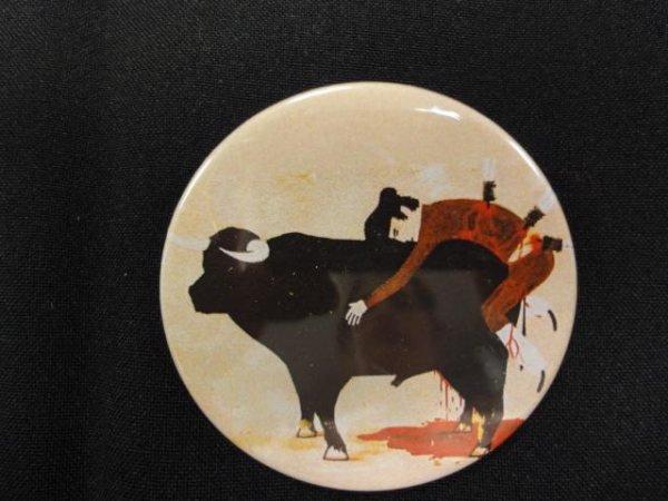 Chapas a favor de los perritos de Adaana