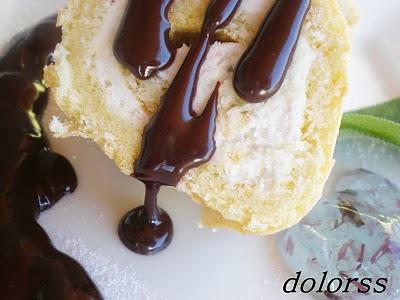 BRAZO DE GITANO CON NATA AL AROMA DE VIOLETAS