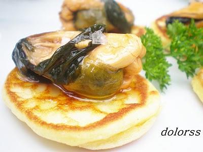 BLINIS CON MEJILLONES Y ALGAS EN ESCABECHE