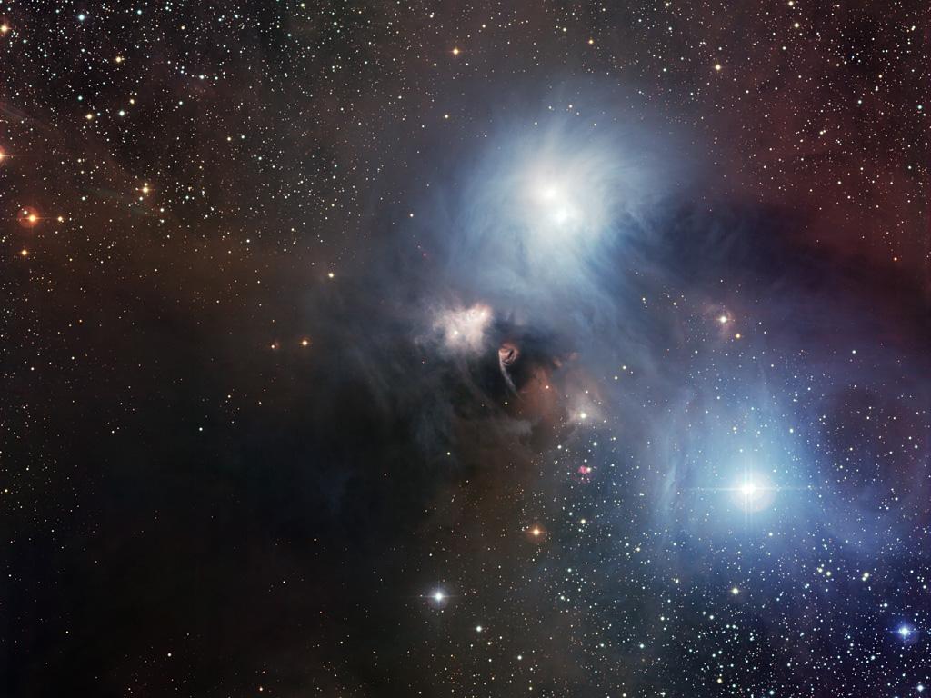 R Coronae Australis: Una acuarela cósmica