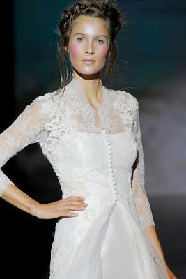 VICTORIO & LUCCHINO: AMOR DE MARGARITA 2014-Barcelona Bridal Week 2013-