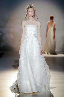 VICTORIO & LUCCHINO: AMOR DE MARGARITA 2014-Barcelona Bridal Week 2013-