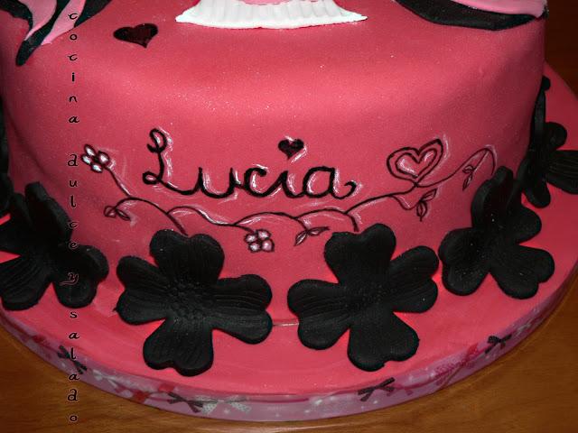 Tarta Draculaura (Monsters) para Lucía