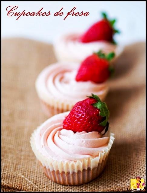 CUPCAKES DE FRESAS