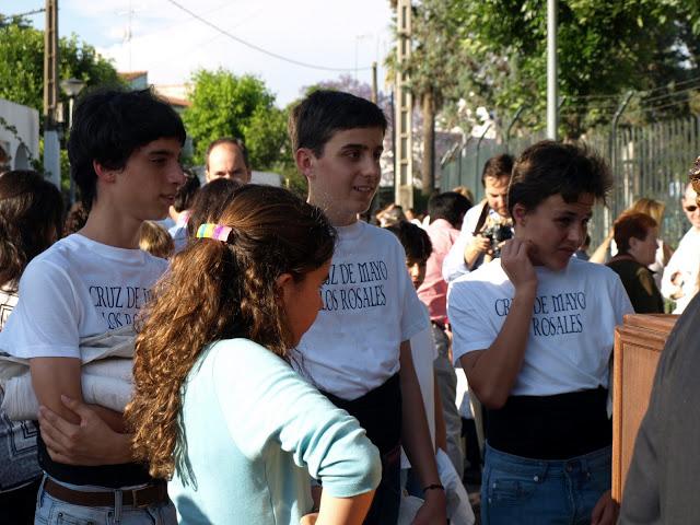 La Cruz de Mayo del Colegio Los Rosales. (2): la procesión.