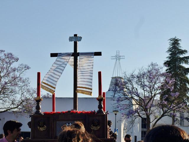 La Cruz de Mayo del Colegio Los Rosales. (2): la procesión.