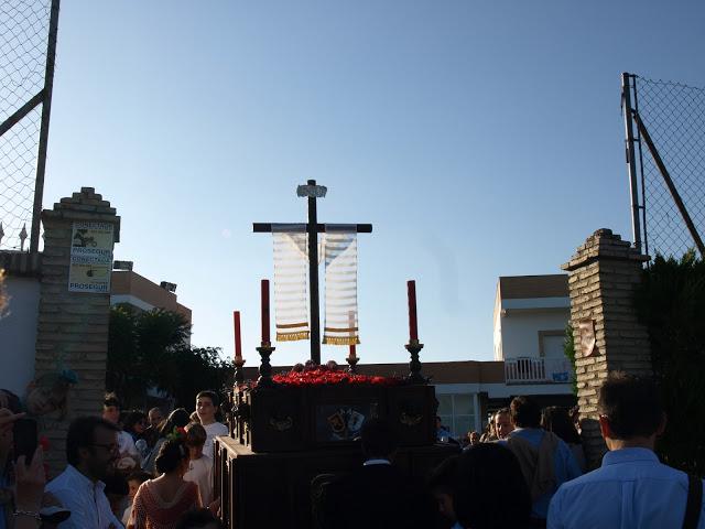 La Cruz de Mayo del Colegio Los Rosales. (2): la procesión.