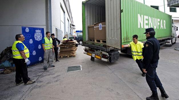 Trasladan las 64 toneladas de hachís halladas en Córdoba para su destrucción