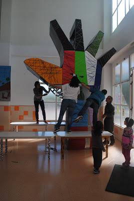 11_Construcción de uma MÃO _Su lugar