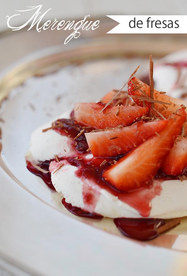 Merengue de fresas, frambuesas y chocolate