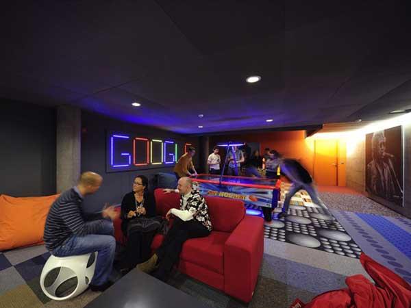 Colorida sede de Google en Zurich