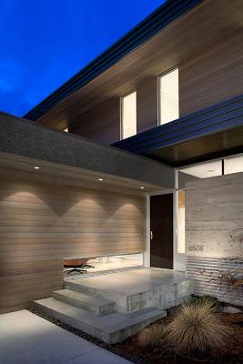 Crescent Beach, una Casa Minimalista de Mar