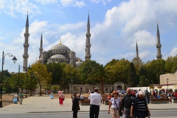 Mezquita Azul desde la Plaza Sultanahmet, la mayor impronta otomana en la ciudad