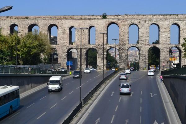 Acueducto Valens, construido por el Imperio Romano