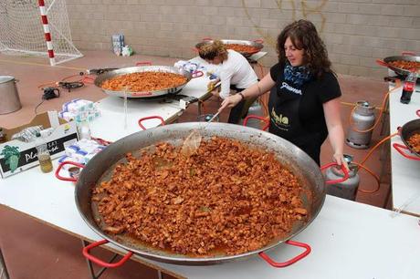 COMO HACER UN ARROZ A LA ZAMORANA PARA CASI 500 PERSONAS Y NO MORIR EN EL INTENTO