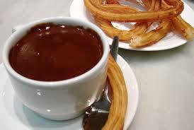 DESAYUNOS DEL MUNDO : ESPAÑA CHURROS CON CHOCOLATE