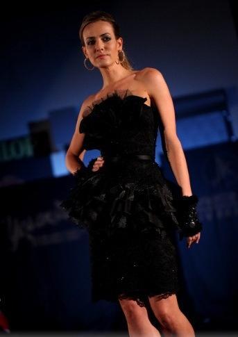 1.-Timeless-Universidad Jannette Klein