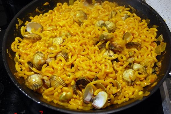 Fideu De Calamares Y Berberechos Fish Chic Youtube Fideu De Calamares Y Berberechos Fish Chic Youtube